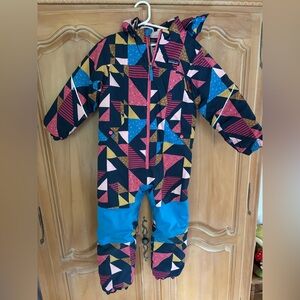 Patagonia Kids' Snowsuit with Geometric quilted Patterns 5T